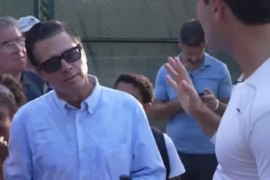 Reaparece Peña Nieto en show de magia con ilusionista