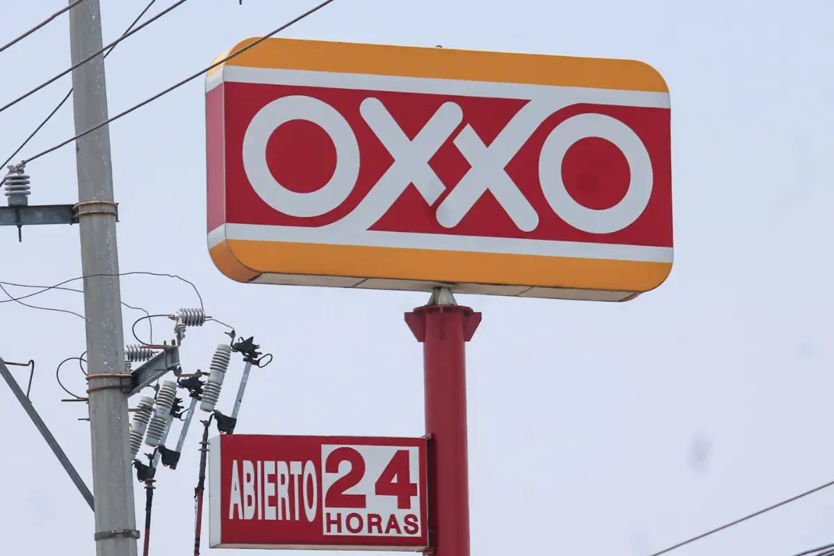 Venderán productos poblanos en tiendas Oxxo