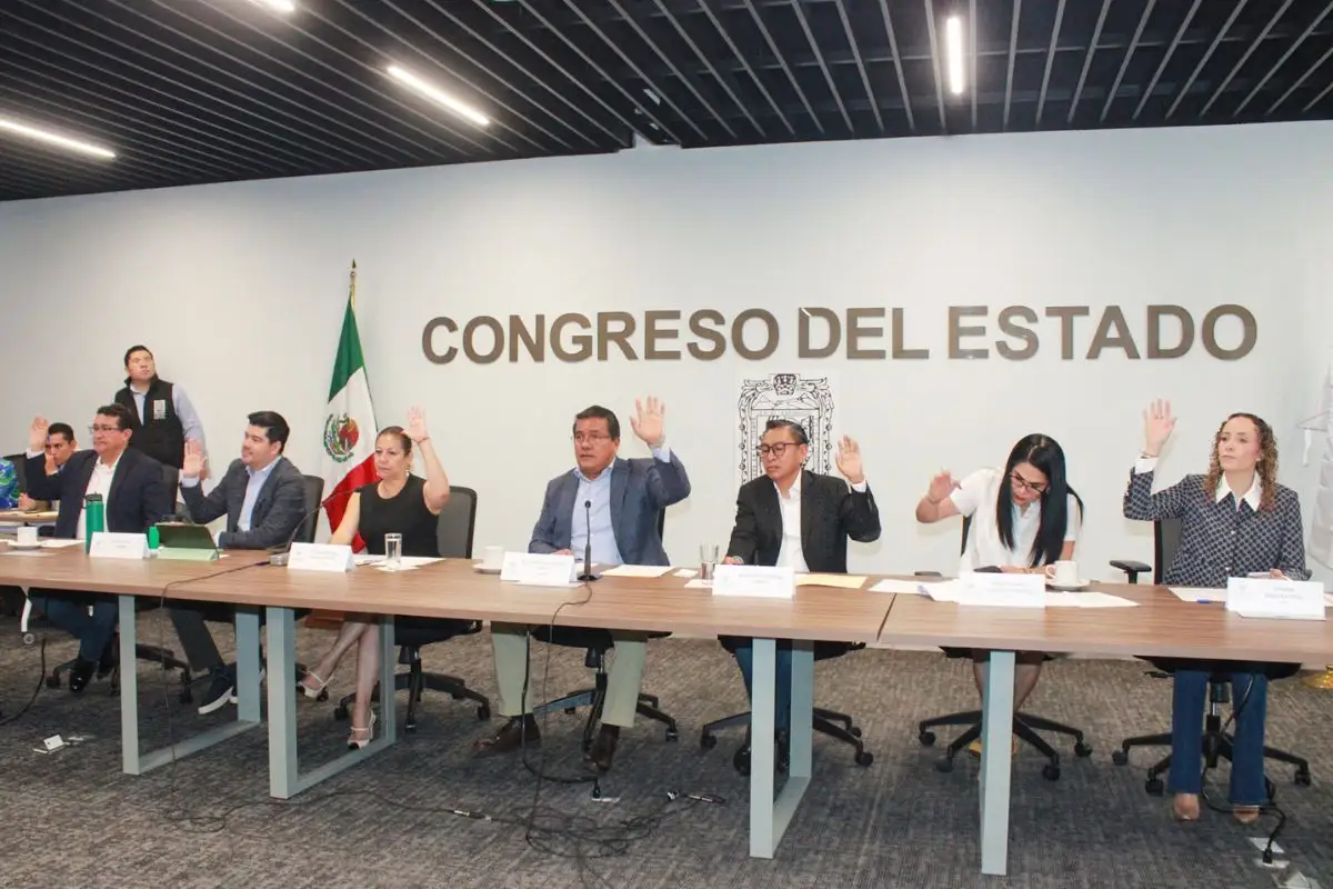 Avalan reforma para prohibir la reelección inmediata en Puebla
