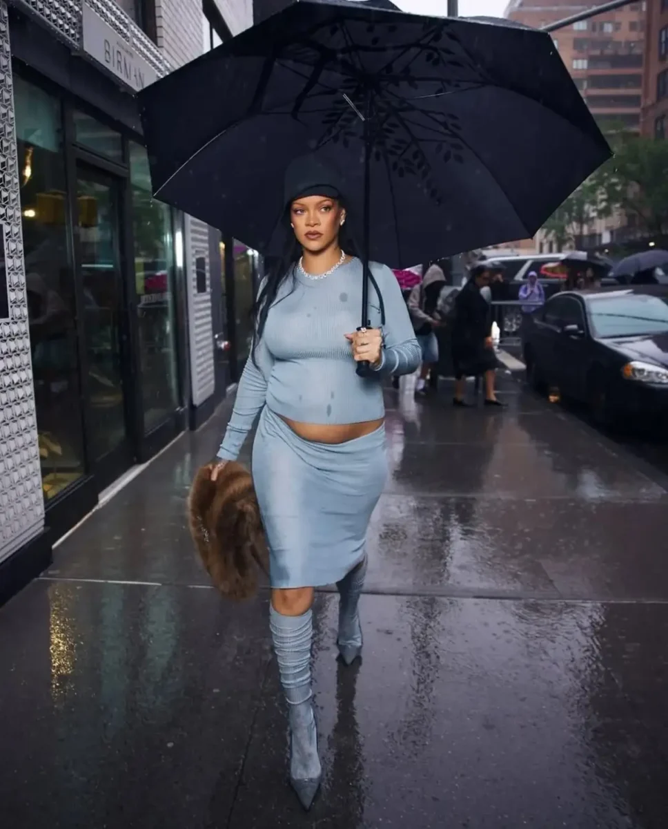 Rihanna está embarazada por tercera vez