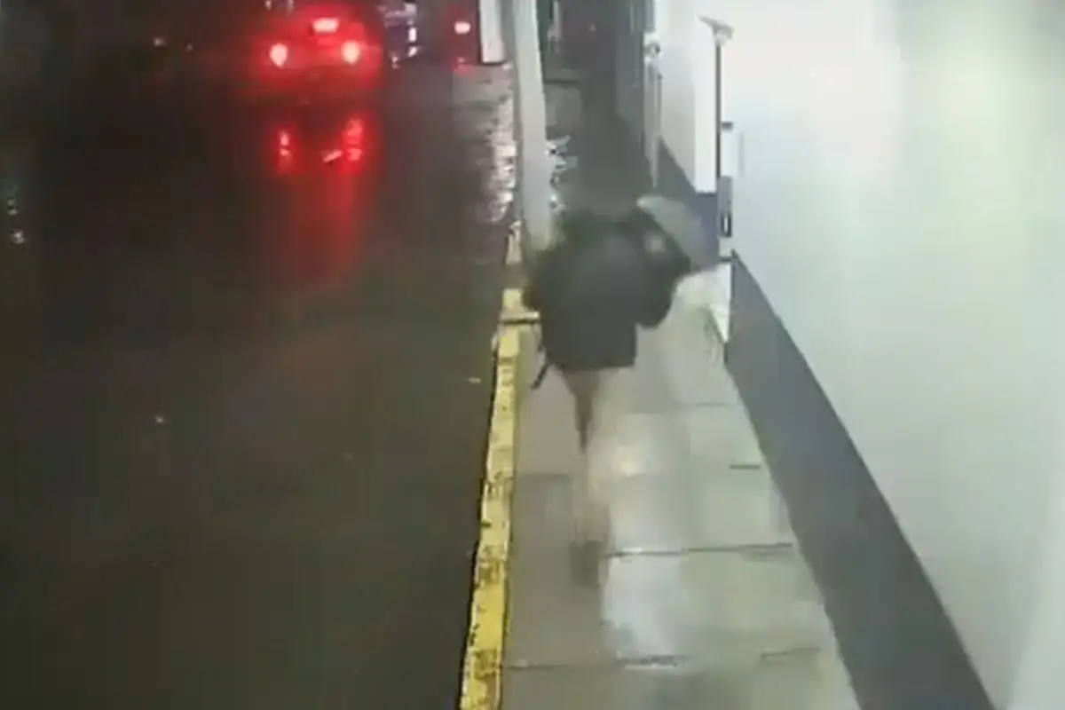 (VIDEO) ¡Se pasan! Roban bocina al doctor Simi en farmacia de Amozoc 1 Roban bocina de Farmacias Similares en Amozoc