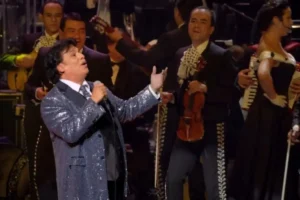 ¿En qué cines de Puebla ver el concierto de Juan Gabriel?
