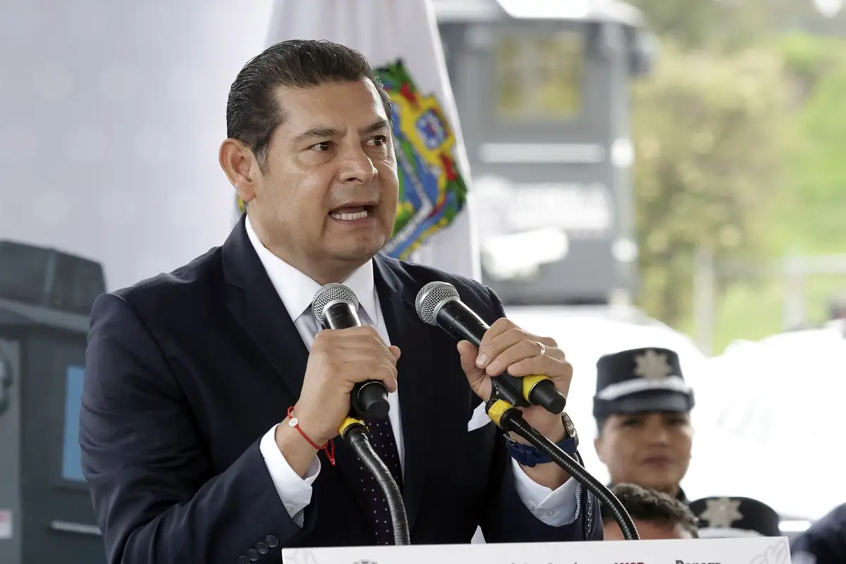 Armenta a favor que Ley de Ciberseguridad excluya funcionarios