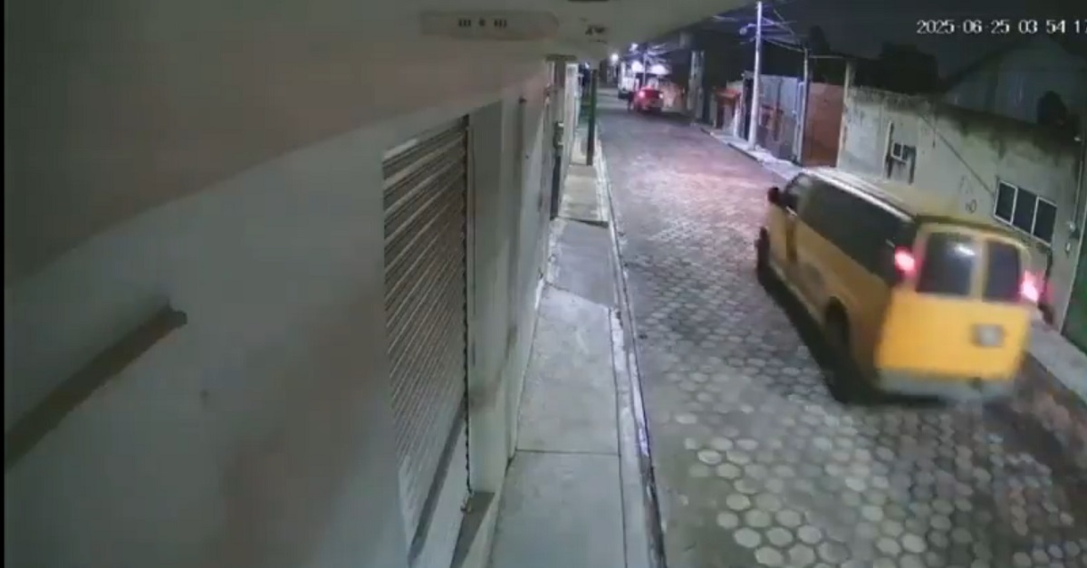 Así robaron la camioneta de grupo Jalado de Óscar Bakano