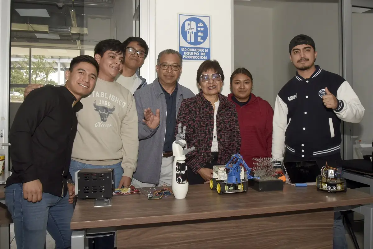 Celebran en CU2 el concurso “Robomatrix, Liga latinoamericana de robótica de competencia”