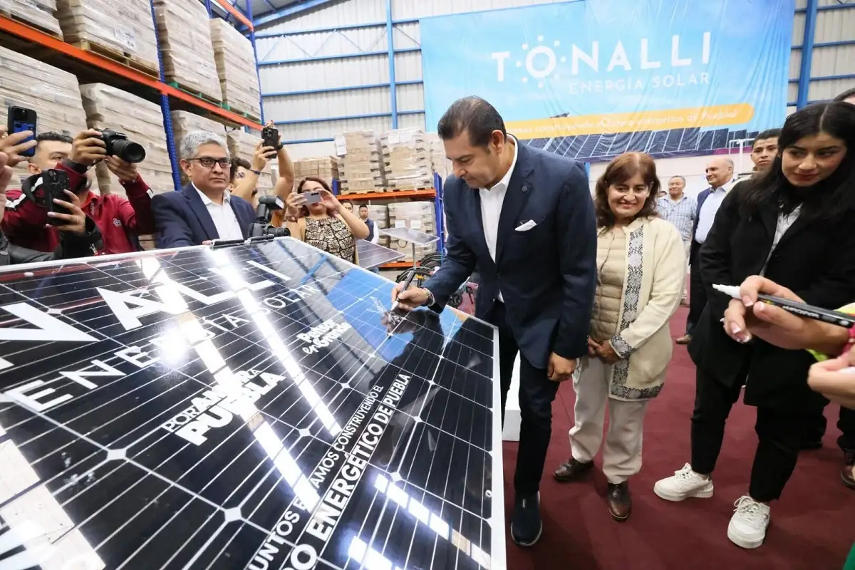Cumple Armenta compromiso de campaña al inaugurar la Fábrica de Paneles Solares “Tonalli”