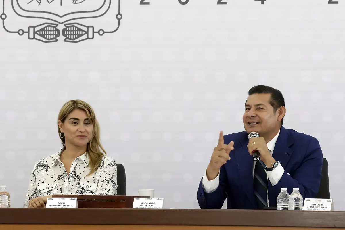 Detienen a La Reina del Sur: estaría vinculada con el CJNG y homicidios en Puebla 2 Detienen a La Reina del Sur estaría vinculada con el CJNG y homicidios en Puebla