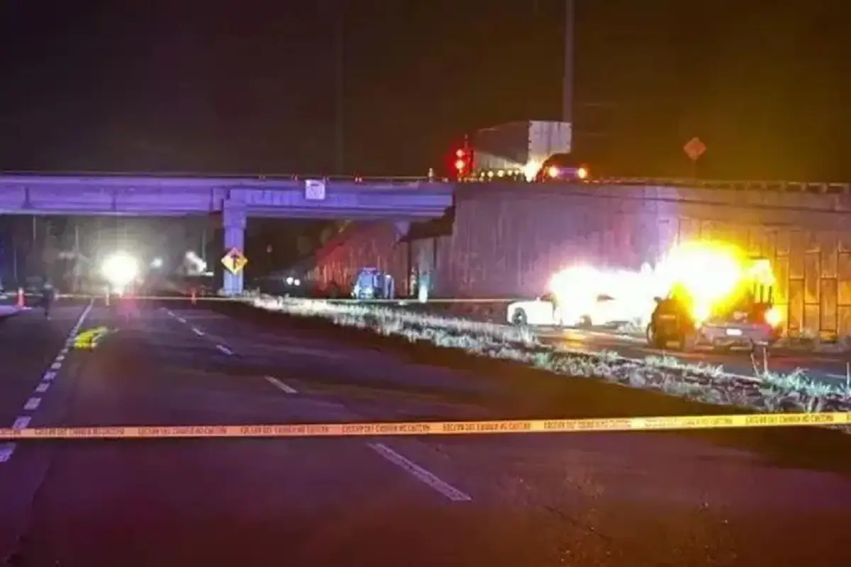 Hallan 20 cuerpos en la carretera México 15 al norte de Culiacán; algunos estaban colgados de un puente 1 Hallan 20 cuerpos en la carretera México 15 al norte de Culiacán; algunos estaban colgados de un puente