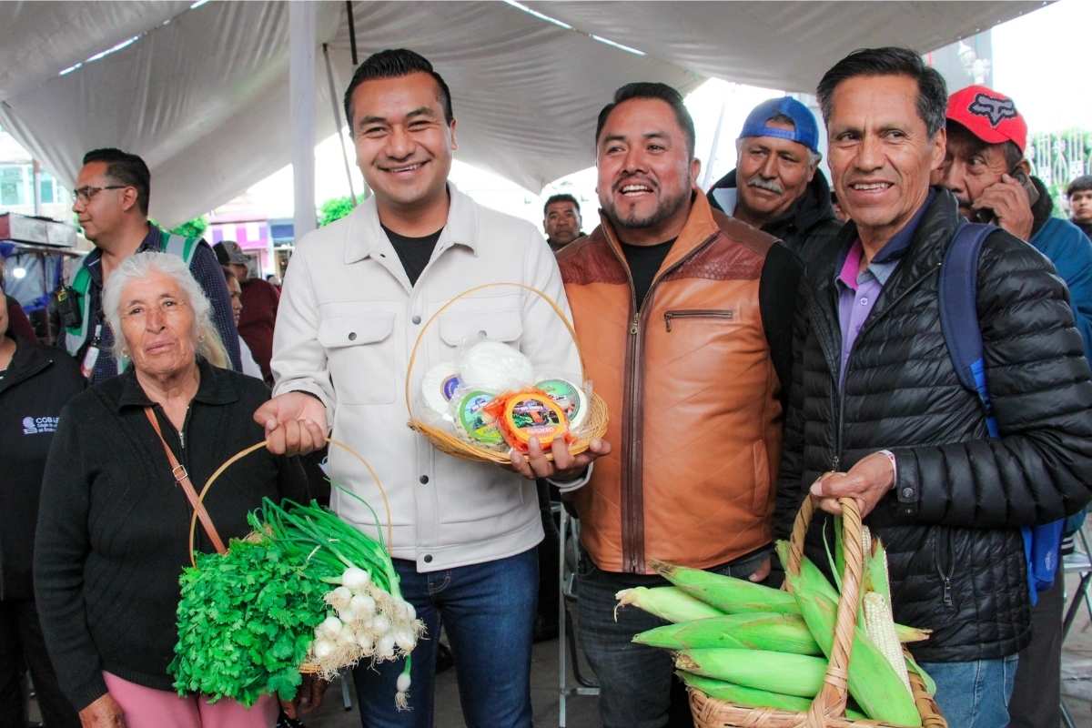 Impulsando al campo: Roberto Solís inicia asambleas informativas para entrega de fertilizantes en Huejotzingo 2 Impulsando al campo- Roberto Solís inicia asambleas informativas para entrega de fertilizantes en Huejotzingo
