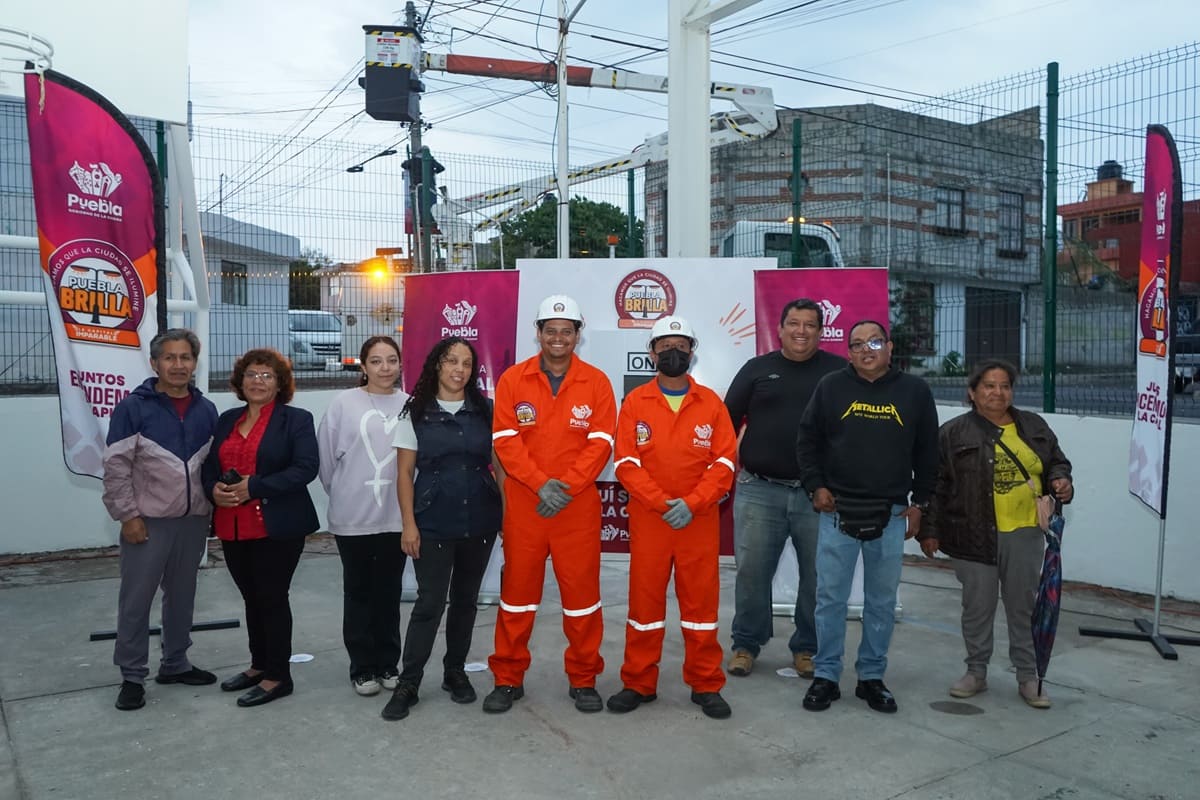 Inaugura Pepe Chedraui modernización total del alumbrado público en Tres Cruces 1 Inaugura Pepe Chedraui modernización total del alumbrado público en Tres Cruces