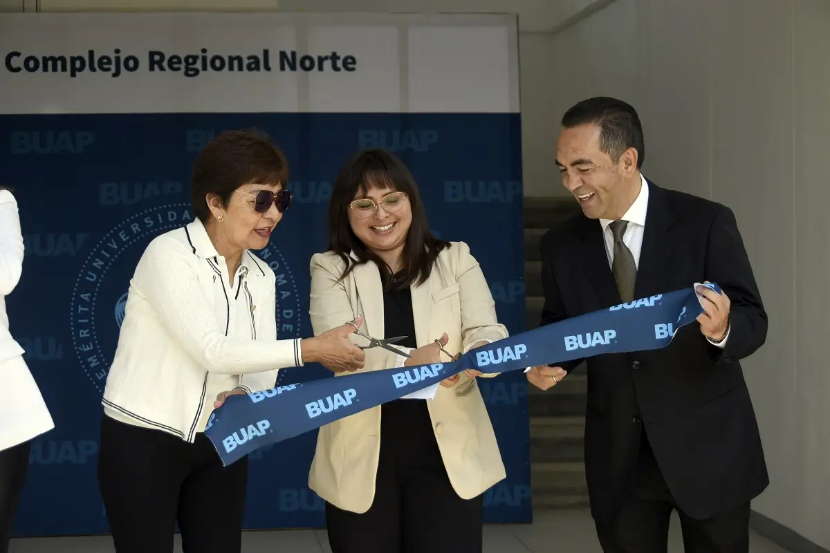 Nuevo edificio para nivel medio superior en el Complejo Regional Norte