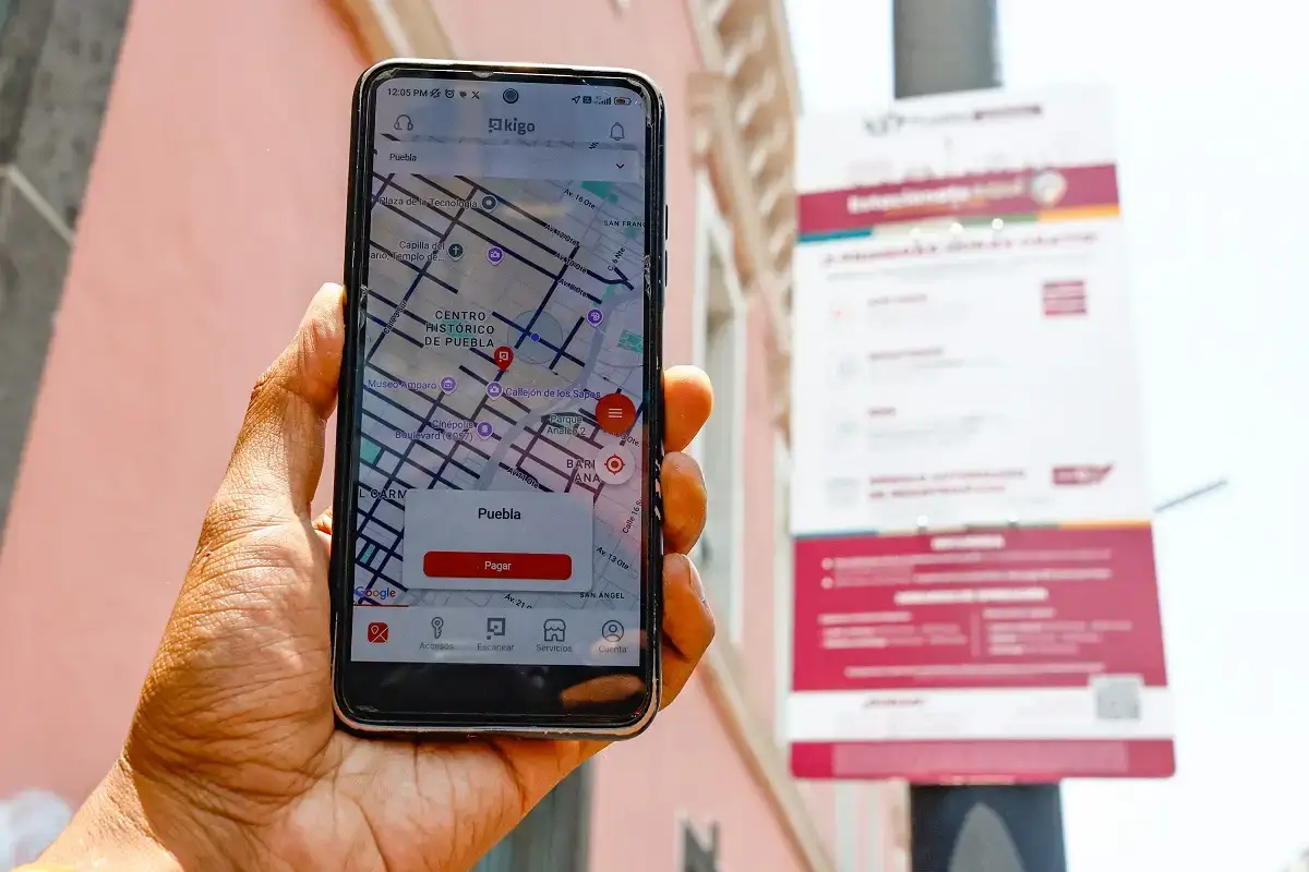 Parquímetros en Puebla recaudan 1.4 millones de pesos en su primer mes de operación