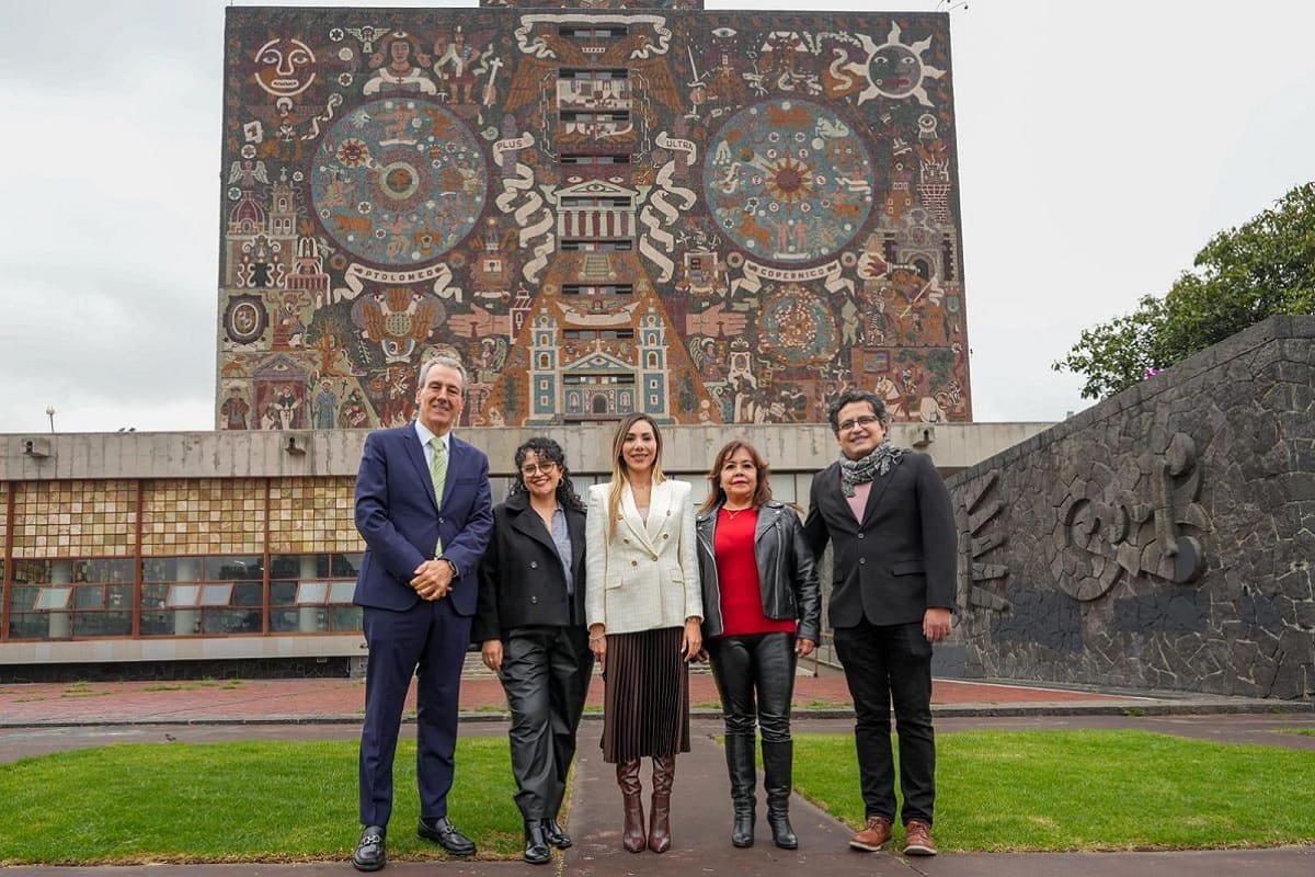 Convenio inédito entre Gobierno de la Ciudad y CIEG de la UNAM impulsa capacitación en igualdad y perspectiva de género 1 pepe chedraui convenio con Centro de Investigaciones y Estudios de Género