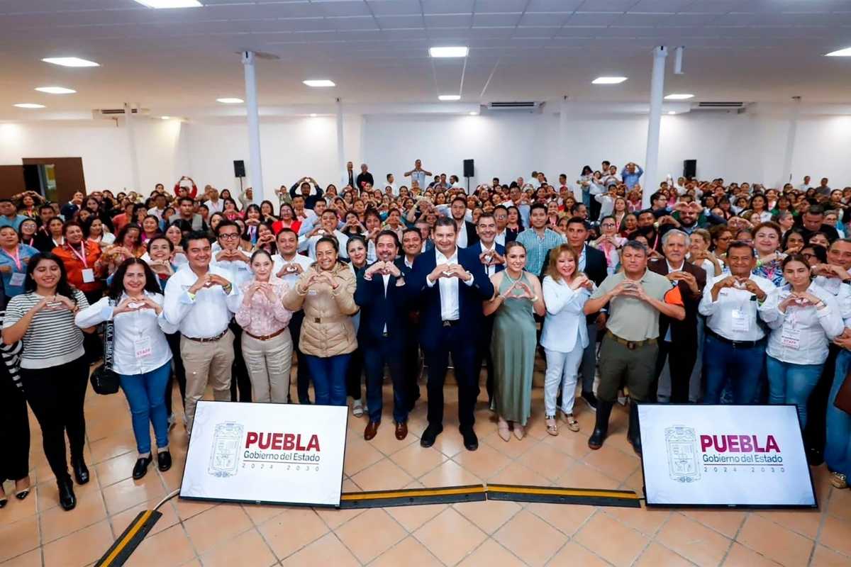 Shamy Spezia representa a Huejotzingo en el Encuentro Estatal de Sistemas Municipales DIF 2 Shamy Spezia representa a Huejotzingo en el Encuentro Estatal de Sistemas Municipales DIF 1