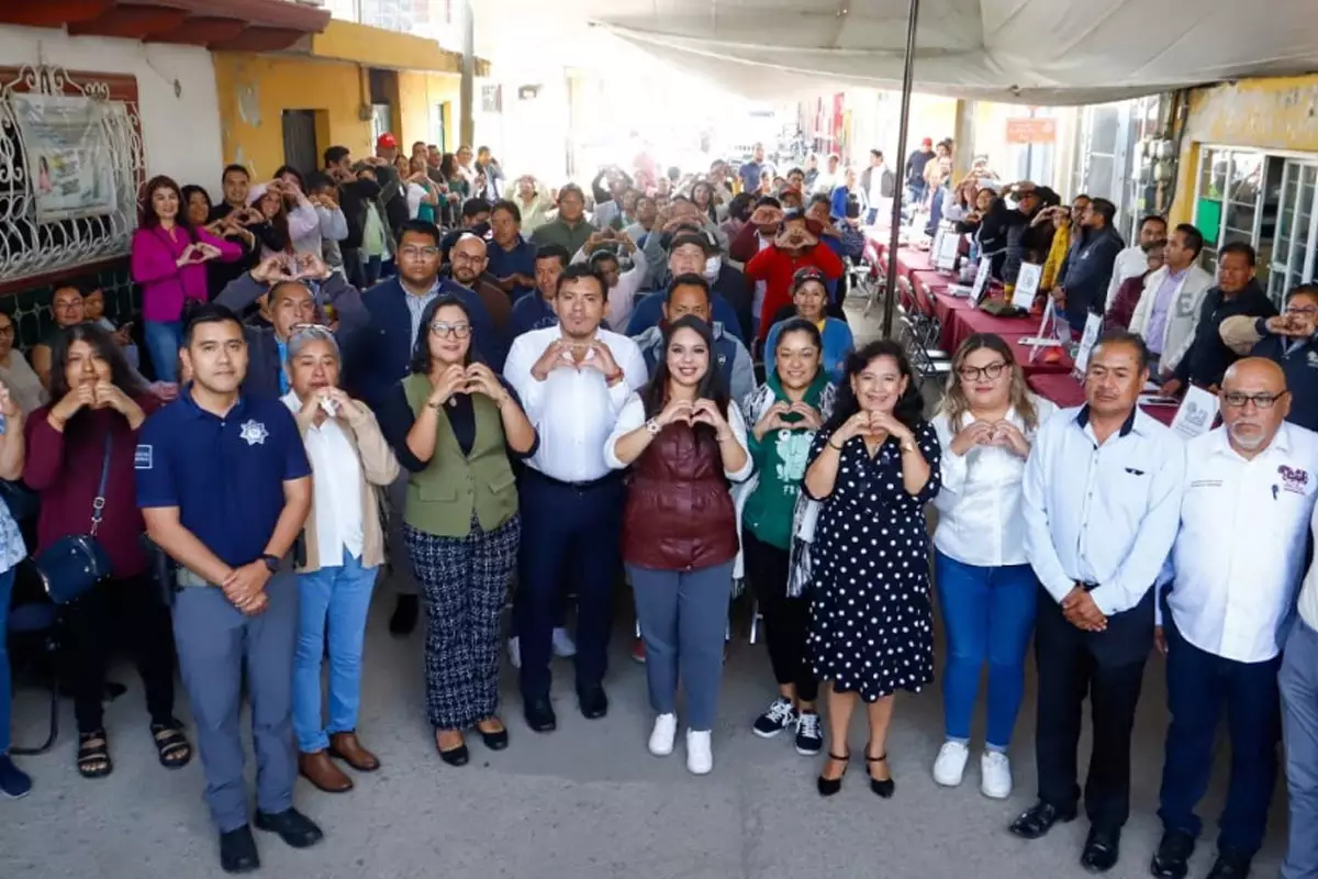 Tonantzin Fernandez acerca el gobierno a Tepontla con el Miercoles Ciudadano 4