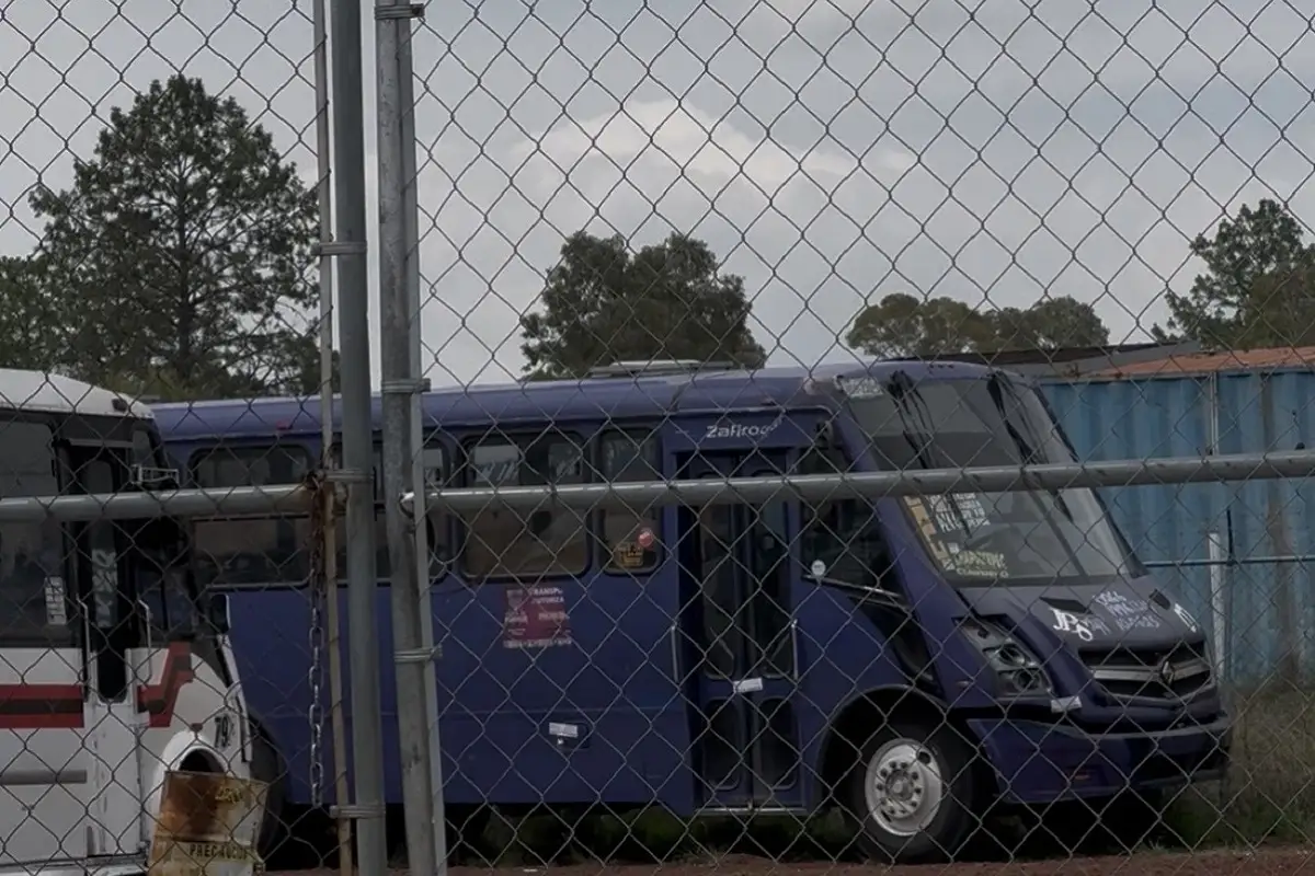 VIDEO: Unidades de la ruta Morados de Puebla están en el corralón estatal 1 Unidades de la ruta Morados de Puebla están en el corralón estatal