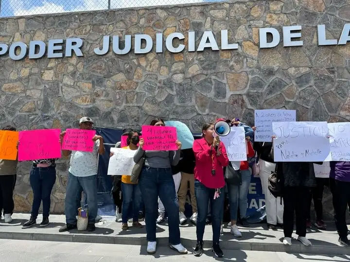 Inicia audiencia contra Irene Olea por tortura contra las periodistas Michelle y Natali López