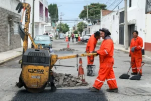 Refuerza Pepe Chedraui Campaña de Bacheo en la capital