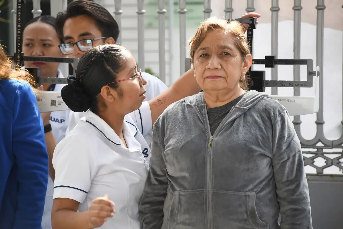 Oferta la BUAP Diplomado para desarrollar competencias en cuidadores familiares