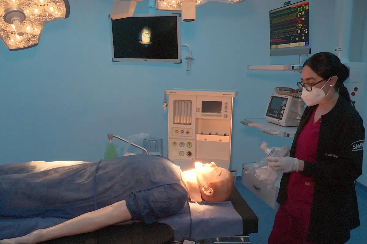 BUAP fortalece su plantilla docente del área de Salud