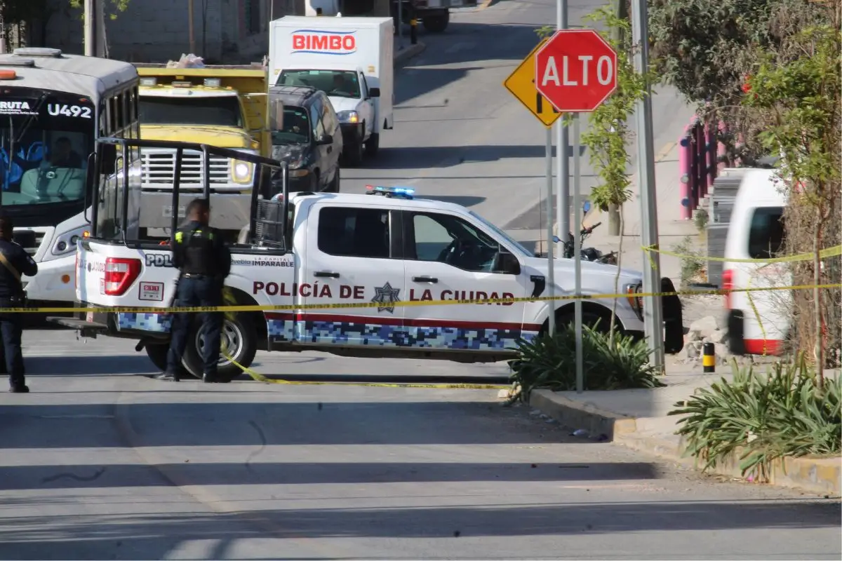 cadáver con un narcomensaje en la colonia La Loma