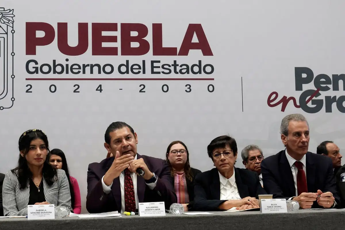 Diputados cambiarán redacción de ciberacoso; no aplicará para funcionarios públicos en Puebla 1 Ciberacoso no aplicará a funcionarios públicos en Puebla