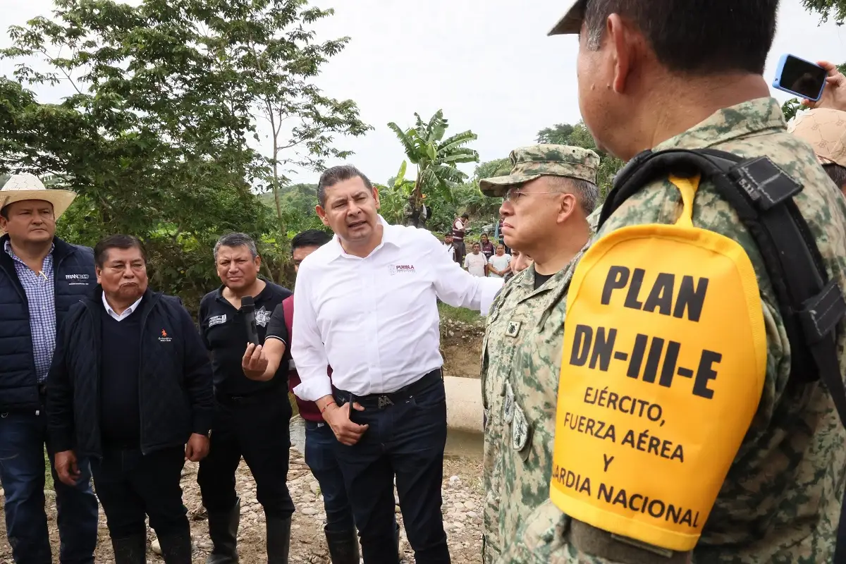 Atiende gobierno poblano emergencia en La Máquina y en La Ceiba por la seguridad de las familias 1 Atiende gobierno poblano emergencia en La Máquina y en La Ceiba por la seguridad de las familias