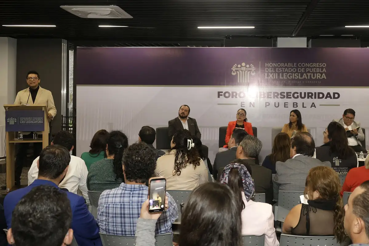 Así fueron las posturas durante el foro de la ley de ciberseguridad