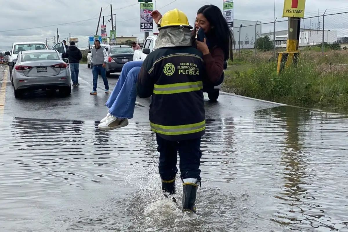 encharcamiento en Periférico Ecológico
