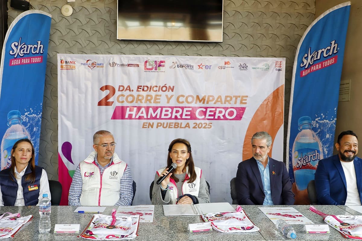 MariElise Budib presenta playera y medalla de la segunda edición de la carrera “Corre y Comparte: Hambre Cero 2025” 1 hambre cero 2025 dif puebla