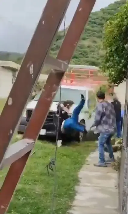 Hombres que atropellaron a dos mujeres son detenidos en Puebla