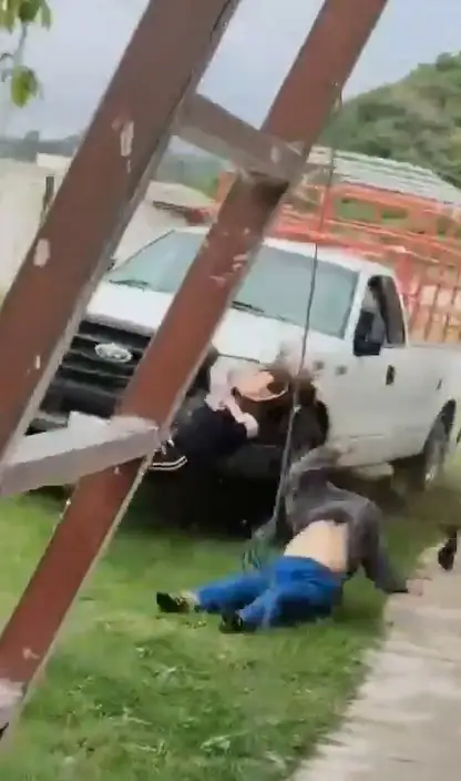 Intento de feminicidio en Tianguismanalco: arrollan a 2 mujeres