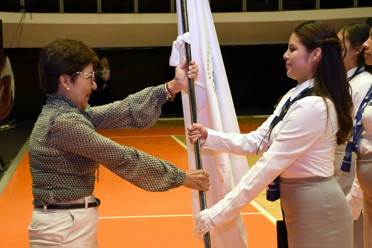 Abandera Rectora Lilia Cedillo a la delegación BUAP para los Juegos Deportivos Nacionales Escolares 2025