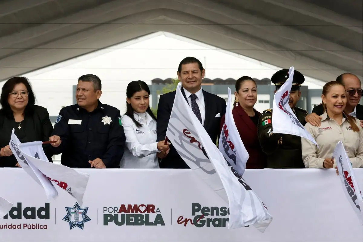 Gobierno de Puebla adquiere 100 patrullas Tiguan para la SSP