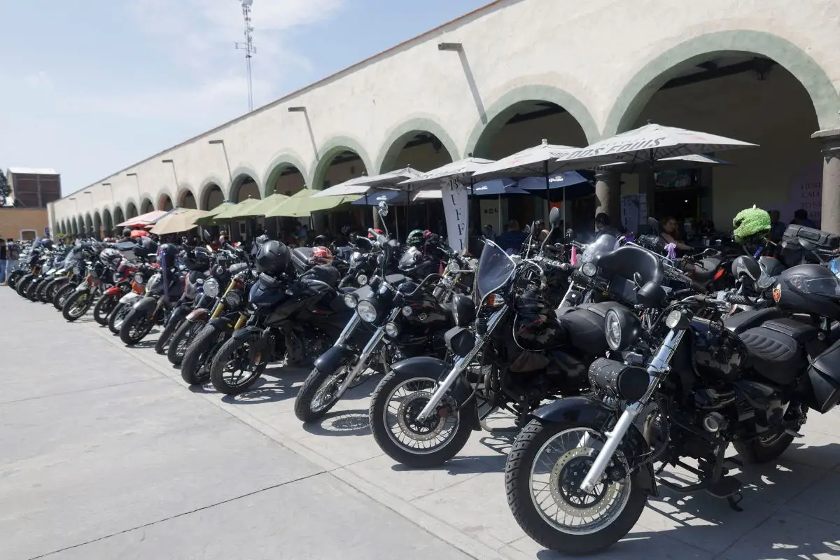 Congreso analiza permiso provisional para motos en Puebla