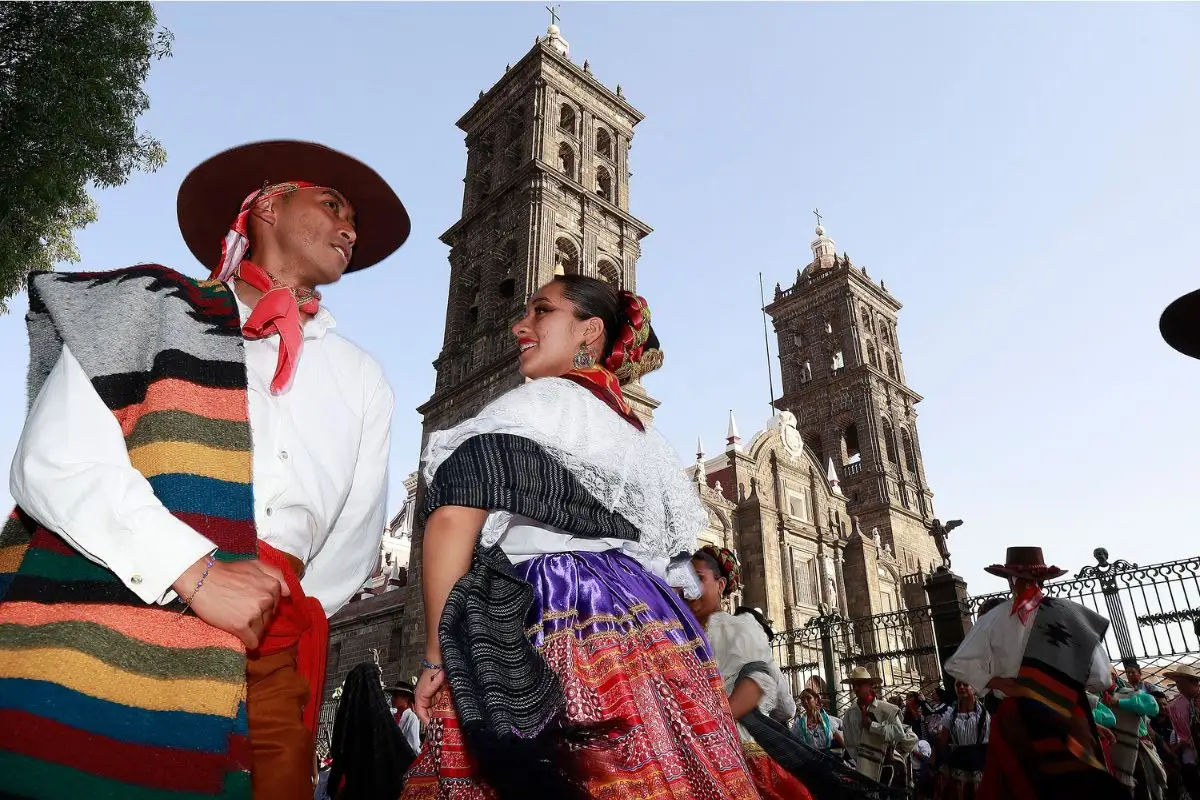 Puebla Suena 2025: lanzan convocatoria para registrar sonidos del Centro Histórico 1 Ayuntamiento lanza convocatoria para el Puebla Suena 2025