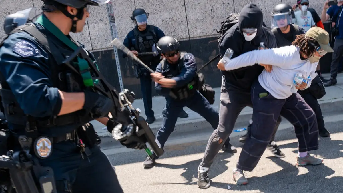 Sheinbaum pidió a migrantes evitar violencia en protestas