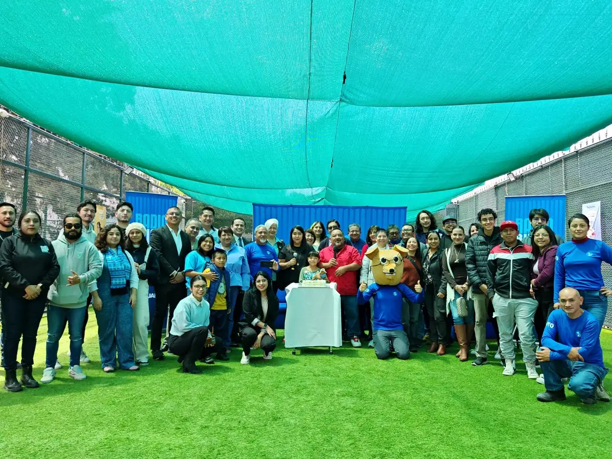 “De todo un poco” celebra su segundo año al aire en Radio BUAP 96.9 FM