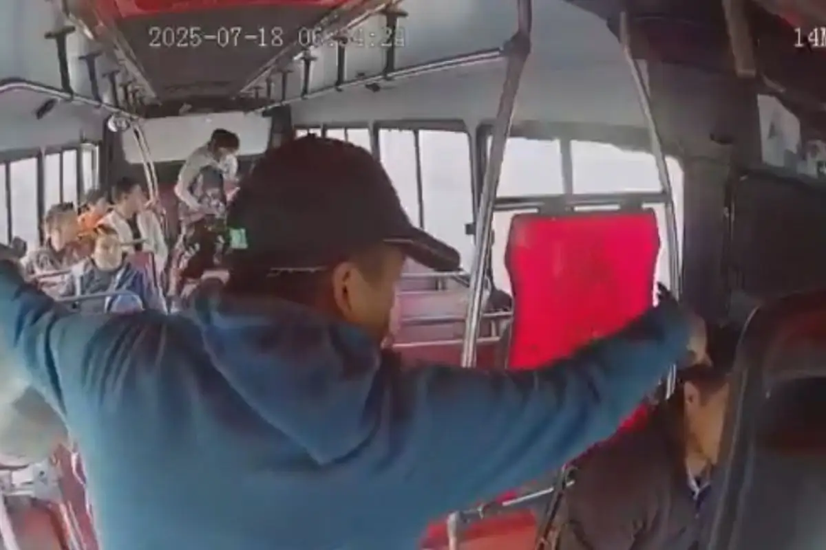 A punta de pistola, tres sujetos asaltan Ruta Mazame en Canoa