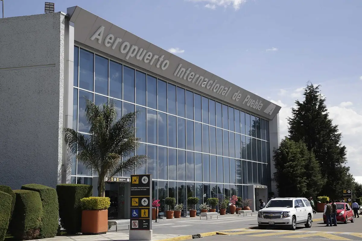 Adelanta Armenta proyecto para el aeropuerto Hermanos Serdán 1 Adelanta Armenta proyecto para el aeropuerto Hermanos Serdán