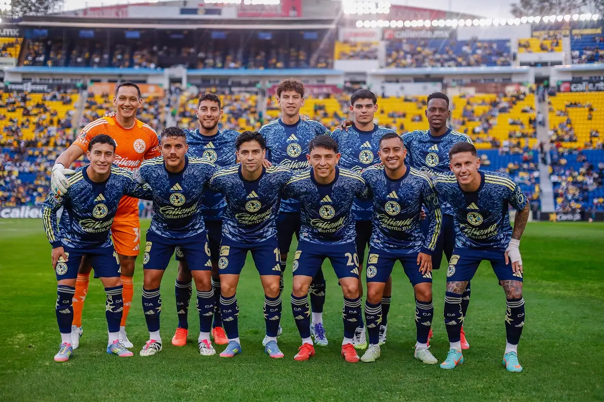 América estrena uniforme con triunfo 2-1 sobre Puebla; así fueron sus goles (VIDEOS) 1 América estrena uniforme con triunfo 2-1 sobre Puebla; así fueron sus goles (VIDEOS)