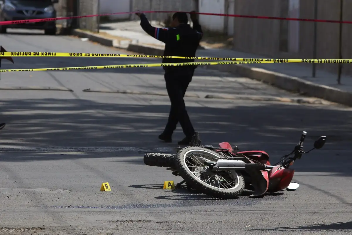 Aseguran motocicleta utilizada por sujeto que mató a una mujer en San Jerónimo Caleras 1 Aseguran motocicleta utilizada por sujeto que mató a una mujer en San Jerónimo Caleras