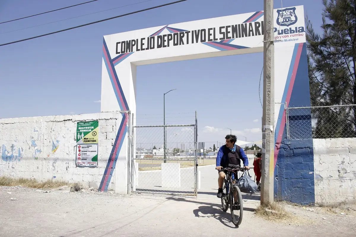 Ayuntamiento de Puebla recupera canchas del Seminario y plantea crear unidad deportiva