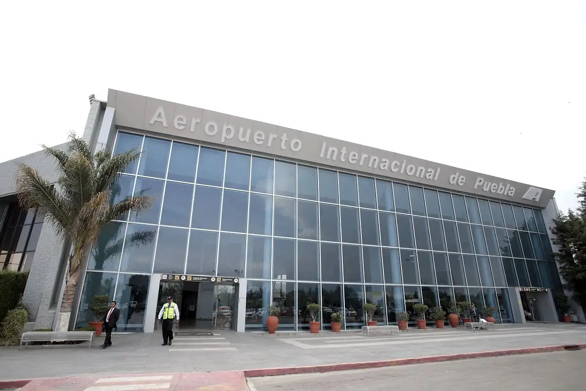 Cambiarán el nombre al aeropuerto Hermanos Serdán