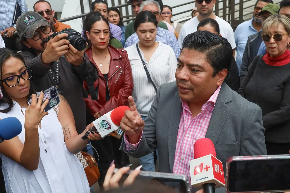 Canirac acusa a Profeco de cerrar restaurantes del Zócalo de Puebla de forma arbitraria