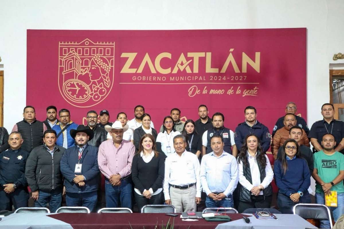 En Zacatlán, alcaldes de la Sierra Norte cierran filas a favor de la seguridad 2 En Zacatlán, alcaldes de la Sierra Norte cierran filas a favor de la seguridad