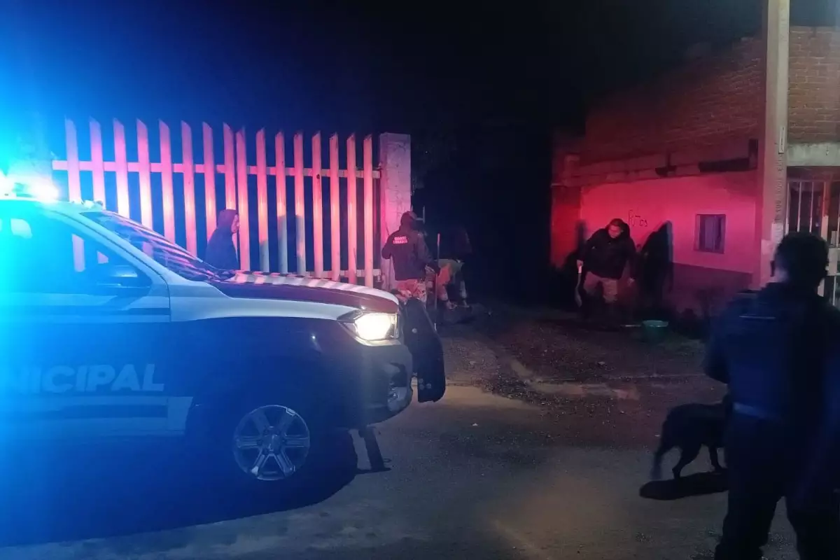 Gobierno de Tonantzin Fernandez atiende de inmediato afectaciones por desborde de arroyo en Santa Barbara Almoloya 4