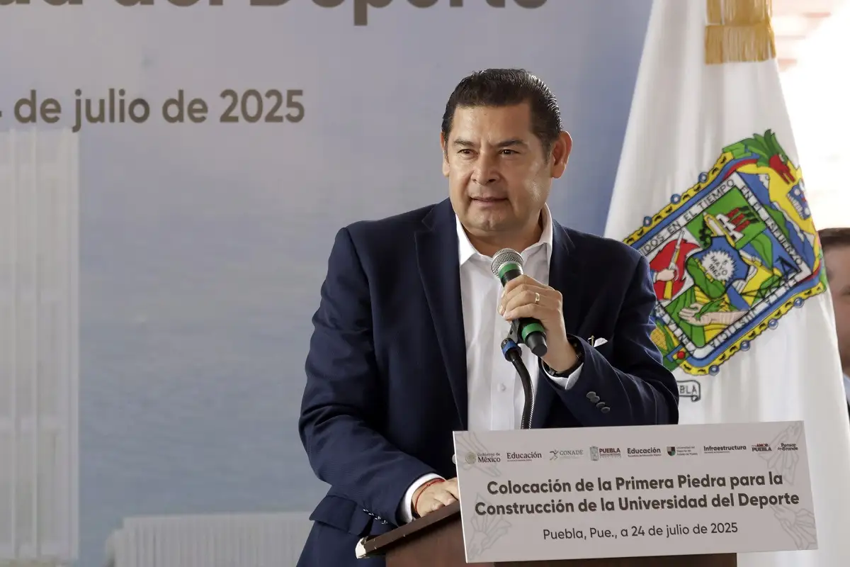 ¿de cuánto será la inversión de la Universidad del Deporte de Puebla?