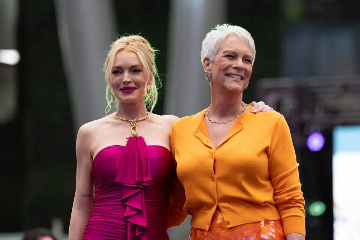 Jamie Lee Curtis y Lindsay Lohan conquistan la CDMX con la premiere de Otro viernes de locos 1 Jamie Lee Curtis y Lindsay Lohan conquistan la CDMX con la premiere de Otro viernes de locos