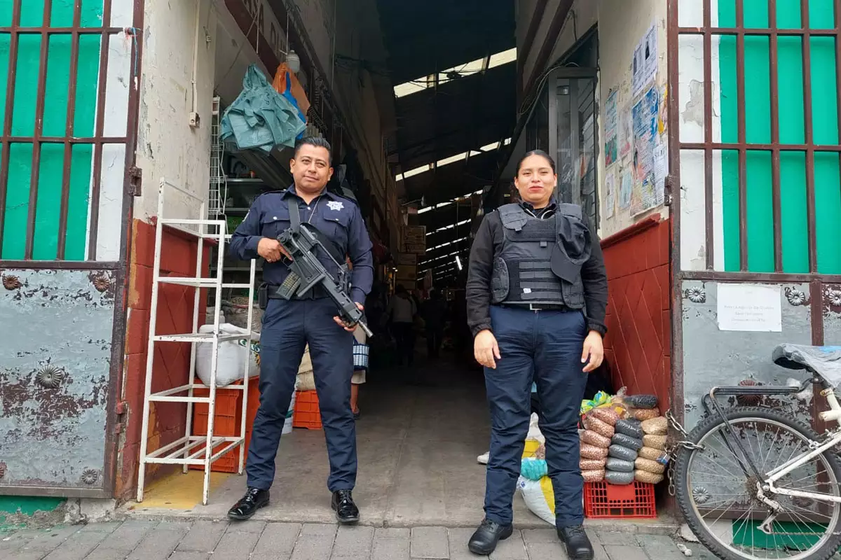 Operativos permanentes en mercados de San Pedro Cholula para salvaguardar el orden y la seguridad 5 Operativos permanentes en mercados de San Pedro Cholula para salvaguardar el orden y la seguridad 1